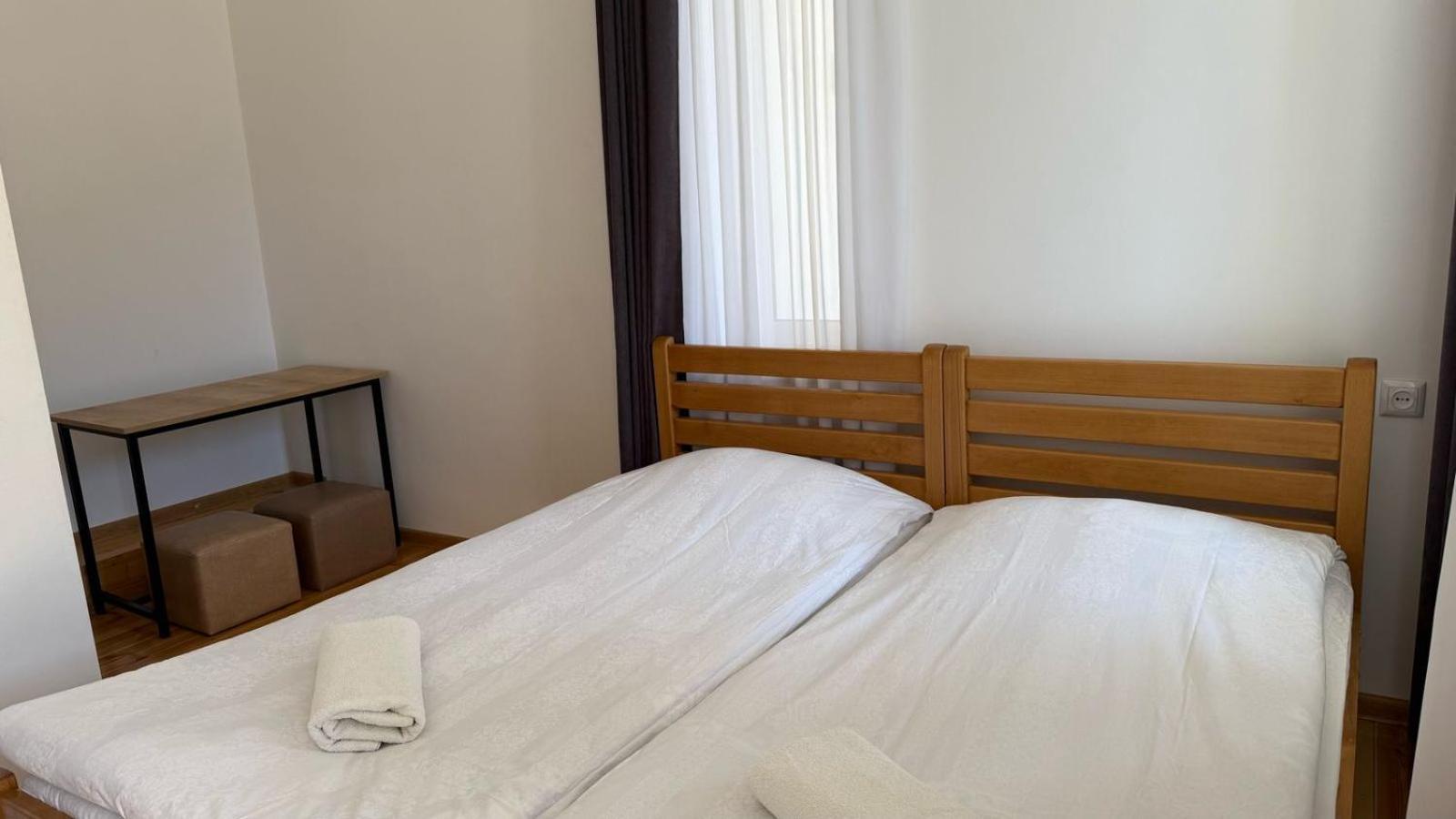 Eka'S Guest House Местия Экстерьер фото